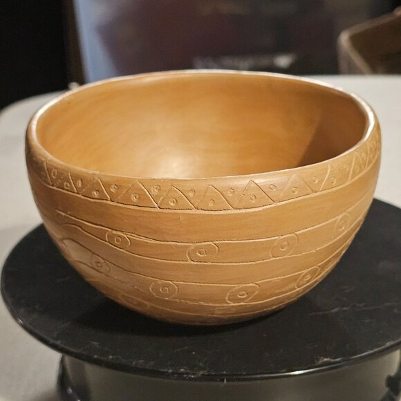 Handcrafted Natural Clay Decorative Bowl With Geometric Pattern Design - Picture 6 of 11